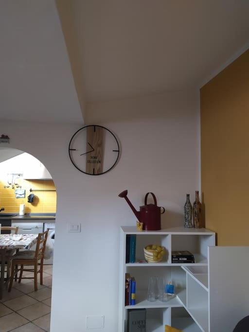 Lecasedisusi Casa Ocra Citra 009056-Lt-0263 Apartment Savona Exterior photo